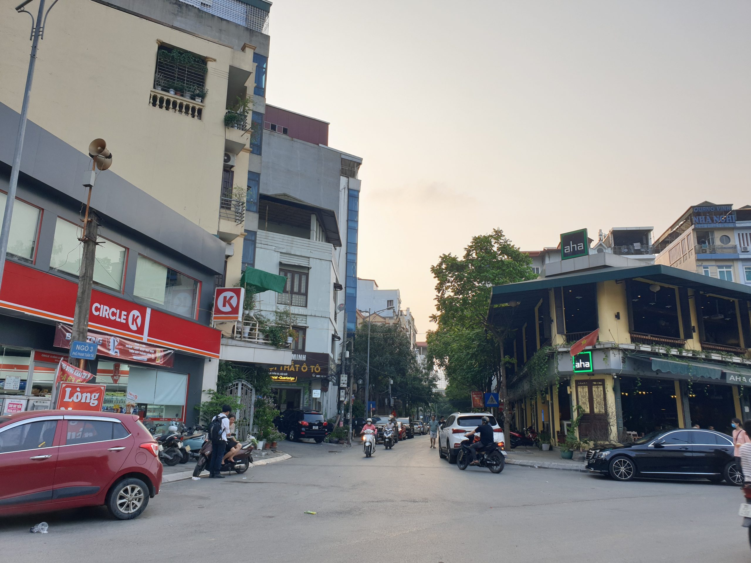 BÁN NHÀ PHẠM TUẤN TÀI, DT 65m2, 5 TẦNG, LÔ GÓC - PHÂN LÔ - OTO TRÁNH - VỈA HÈ - GIÁ 12 TỶ