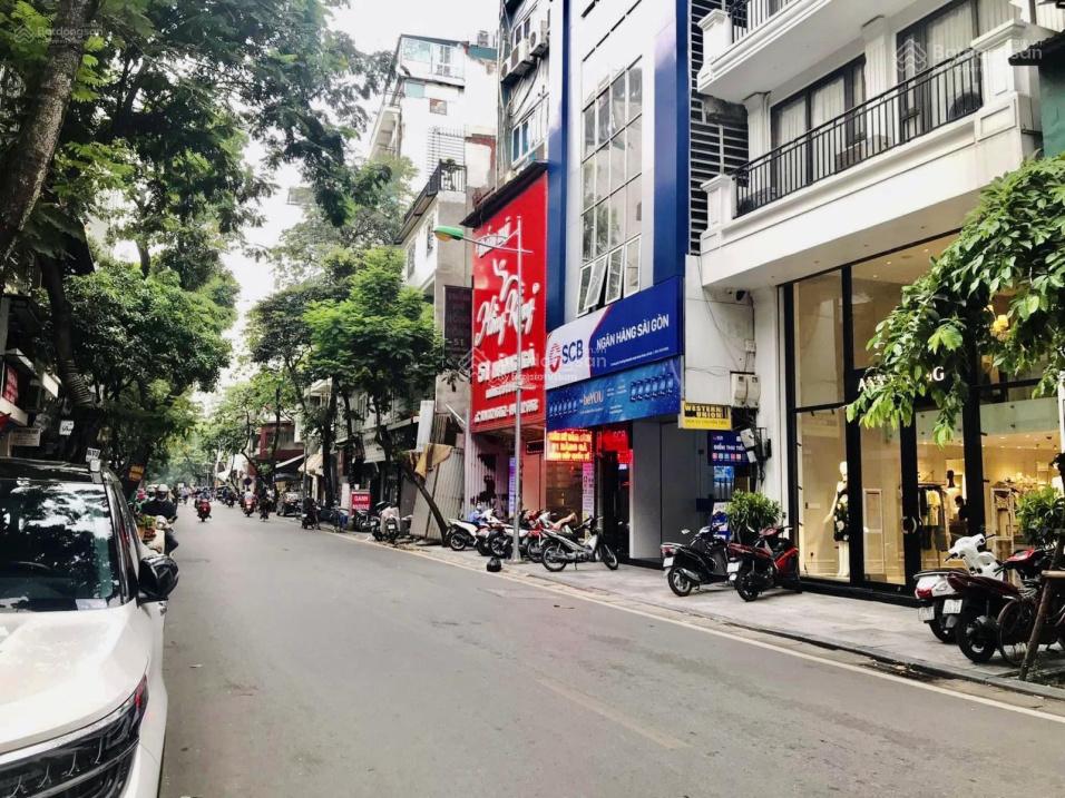 Bán nhà Quận 1 đường Cống Quỳnh, Cao Bá Nhạ, Trần Đình Xu, giá quá tốt