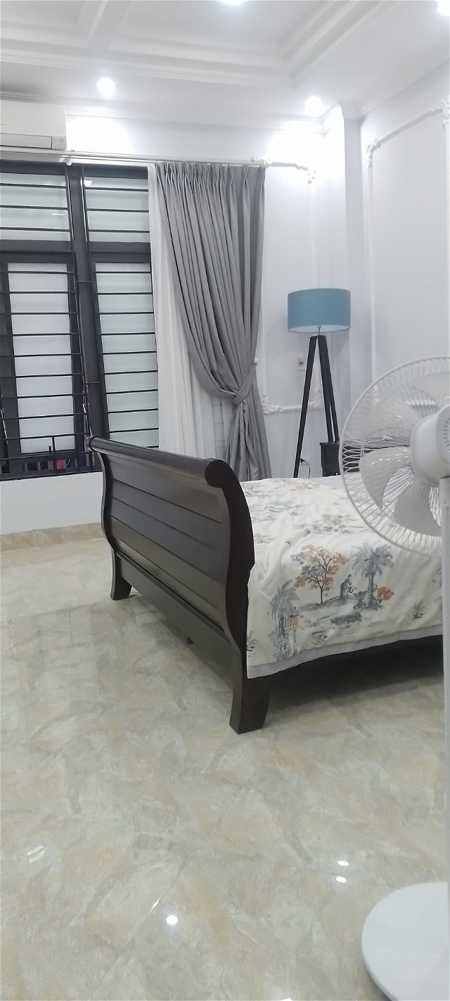 NHÀ ĐÊ LA THÀNH 50M2X 5 TẦNG, MT 5,5M – GẦN PHỐ - BA GÁC ĐỖ CỬA. GIÁ 7 TỶ.