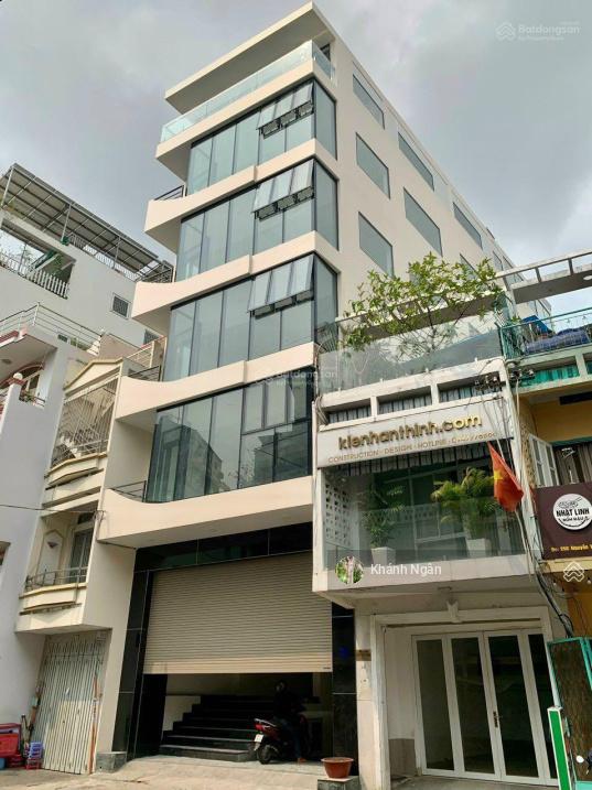 Bán nhà MT Trần Hưng Đạo Quận 1 - DT 4.9x16m - 4 Tầng giá chỉ 25 tỷ.