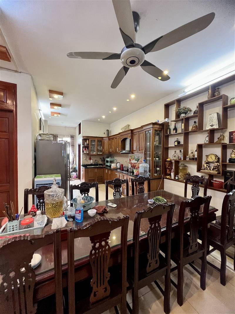 Bán Nhà Tứ Hiệp 120m 5T MT7,5m 14 tỷ Kinh Doanh ÔTÔ Tránh