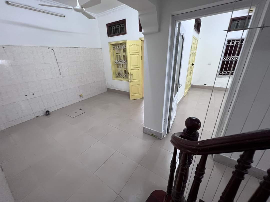 Bán Nhà Giáp Nhất 68m 3T MT8m 6,9 tỷ Lô Góc Kinh Doanh ô tô