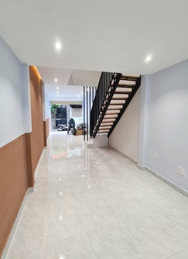 NGỘP BANK GẤP GẤP BÁN - CHỈ 4.75 TỶ - 47M2 - HXH NGAY QUANG TRUNG