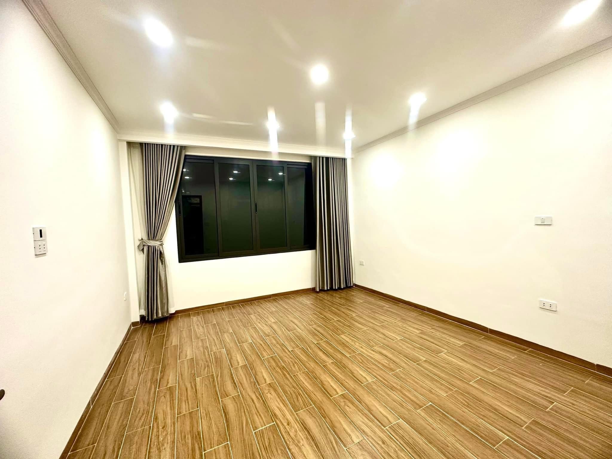 Lô Góc Siêu Hiếm, Văn Tiến Dũng,Kinh Doanh , Oto, MT 5.8m, giá 5.3 TỶ