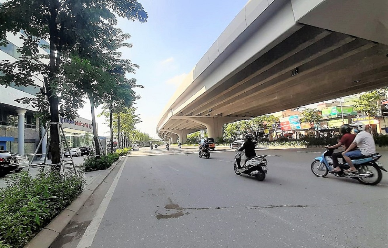 Bán nhà mặt phố Nguyễn Xiển, Thanh Xuân. Nhà 2 mặt phố, hè 8m, 8 oto. 100m2 25Tỷ