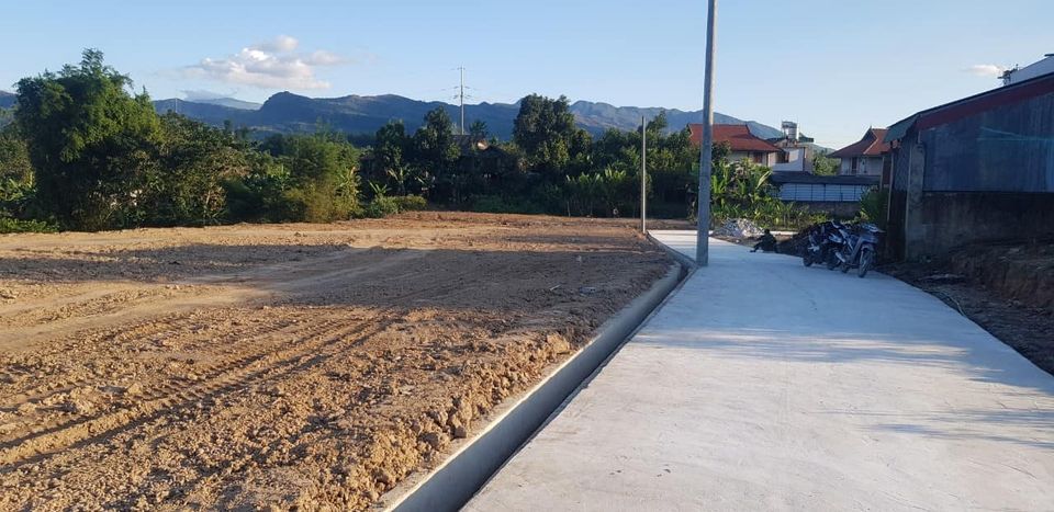 Chuyển hướng về quê nên tôi cần bán gấp mảnh đất ở bản Huổi Phạ