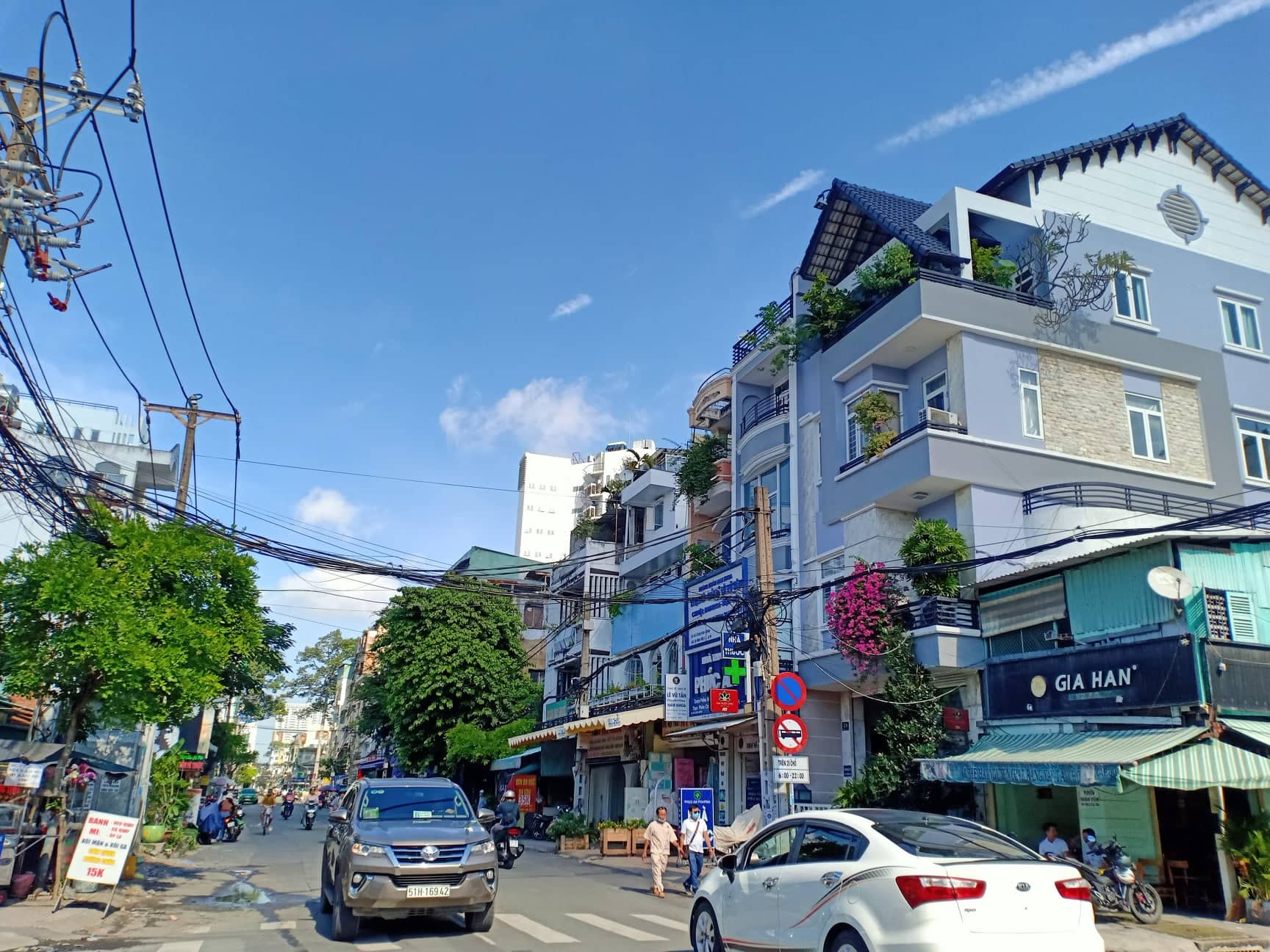 BÁN NHÀ MẶT TIỀN VĨNH VIỄN_ NGÔ GIA TỰ, QUẬN 10, NGANG 8.4 X 21 NHỈNH 40 TỶ.