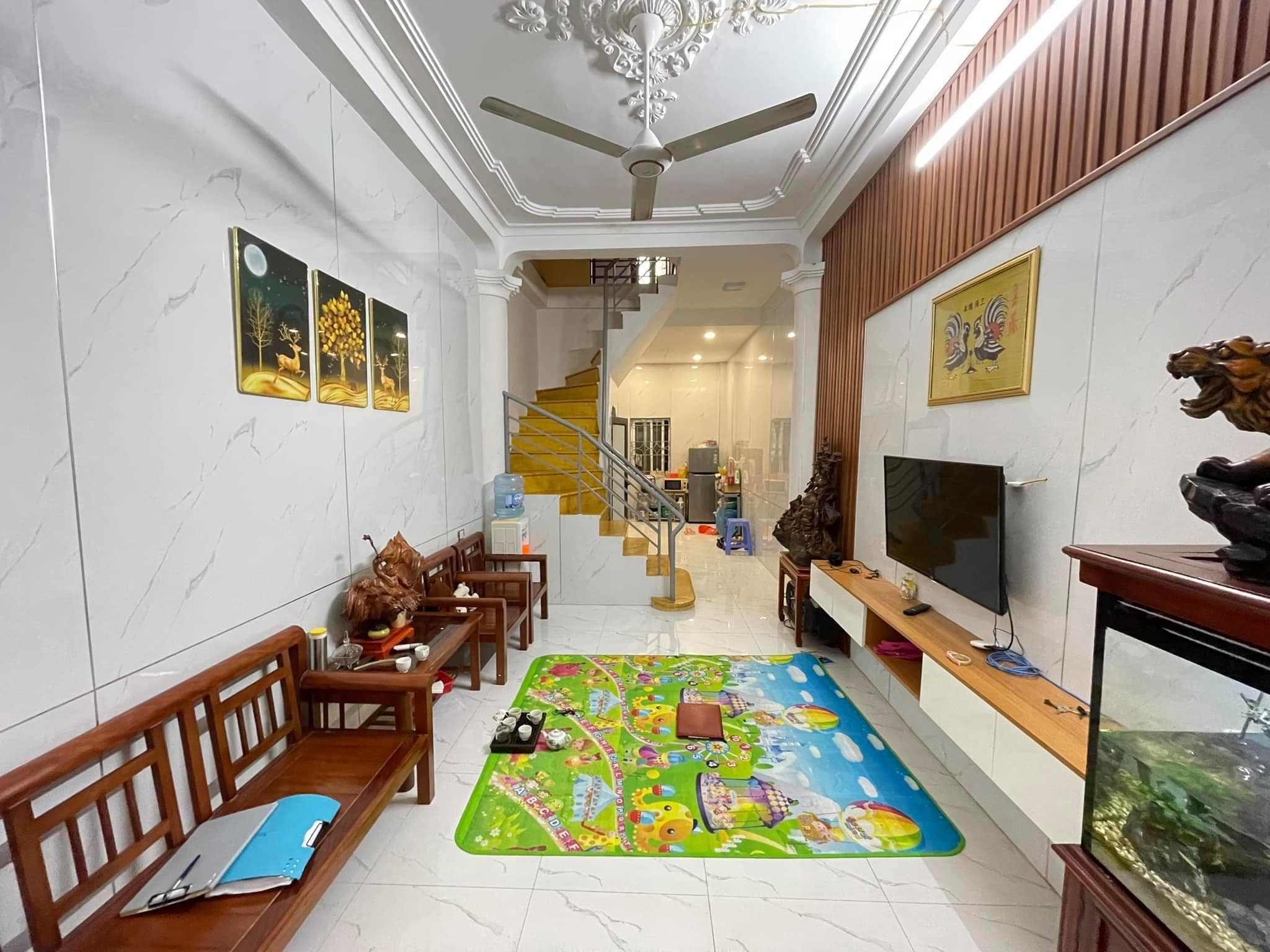 NHÀ PHÂN LÔ KIM NGƯU, Ô TÔ ĐỖ CỬA 46.2M x 4T, NHỈNH 4 TỶ