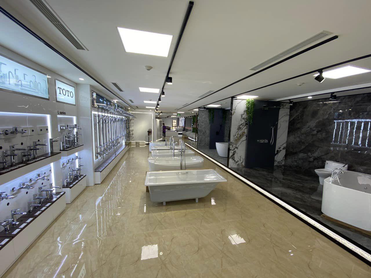 Bán nhà Mặt phố Cát Linh, quận Đống Đa, 5 Tầng 126m, Mặt tiền Rộng 5m, Kinh doanh, Sổ nở hậu, Chỉ 59 tỷ