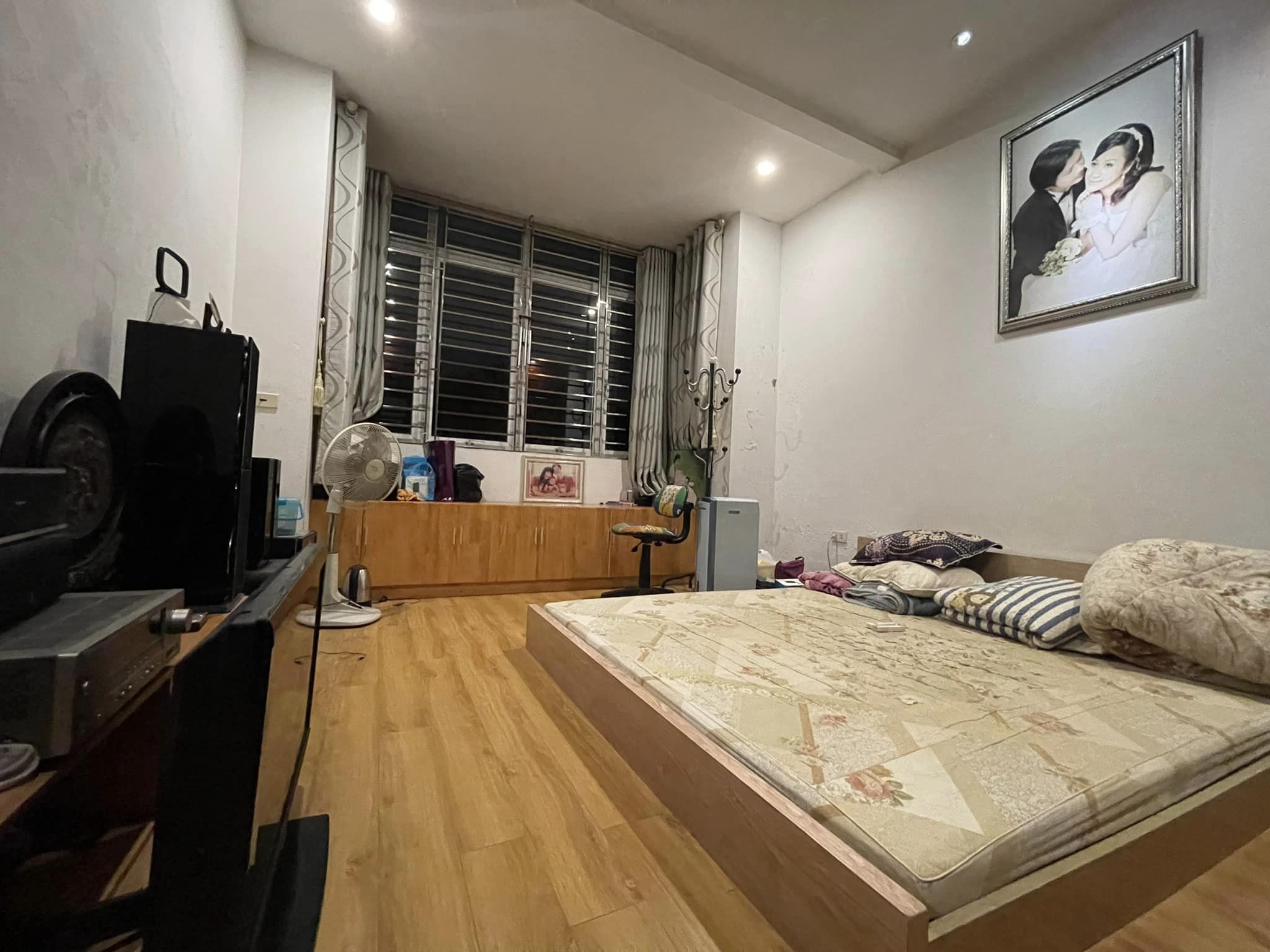 Bán ngôi nhà 83m2 phố Âu Cơ, Tây Hồ Chủ tự xây 6 ngủ 10m 2 Ô tô tránh 6.7 Tỷ