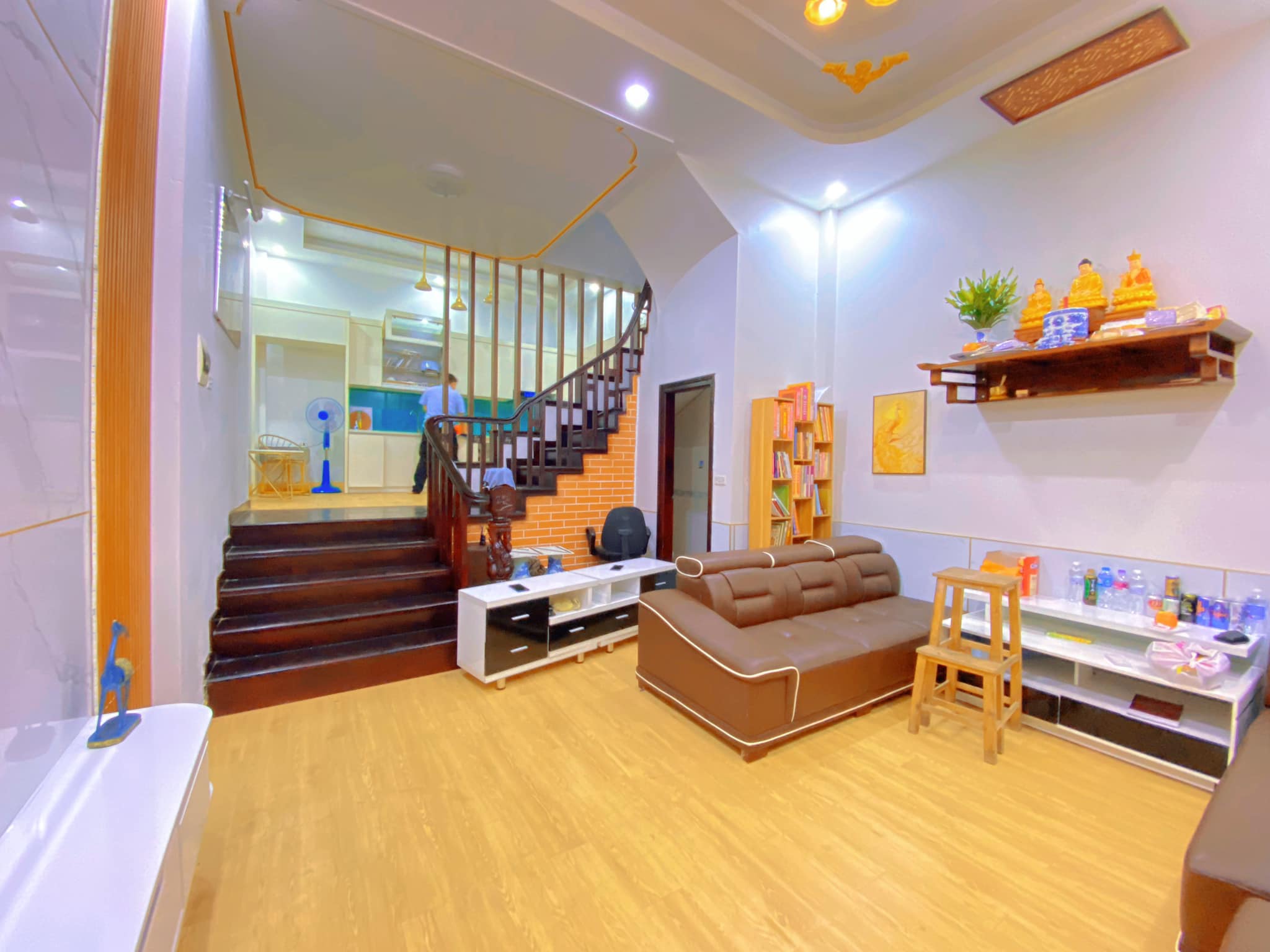 SIÊU PHẨM TUYỆT ĐẸP - NGÕ 105 DOÃN KẾ THIỆN Ô TÔ TRÁNH - MỚI ĐẸP - SỔ VUÔNG PHÂN LÔ - Ô TÔ ĐỖ 10M - DÂN TRÍ CAO - TẶNG TOÀN BỘ NỘI THẤT NHƯ HÌNH