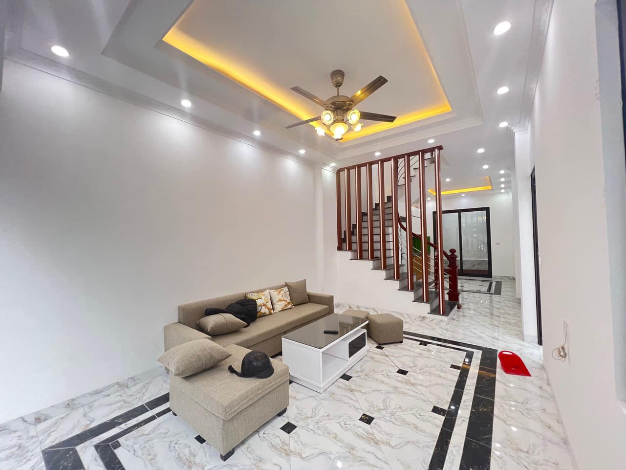 Gần phố - Lô góc – Vuông vắn – Cát Linh – Đống Đa