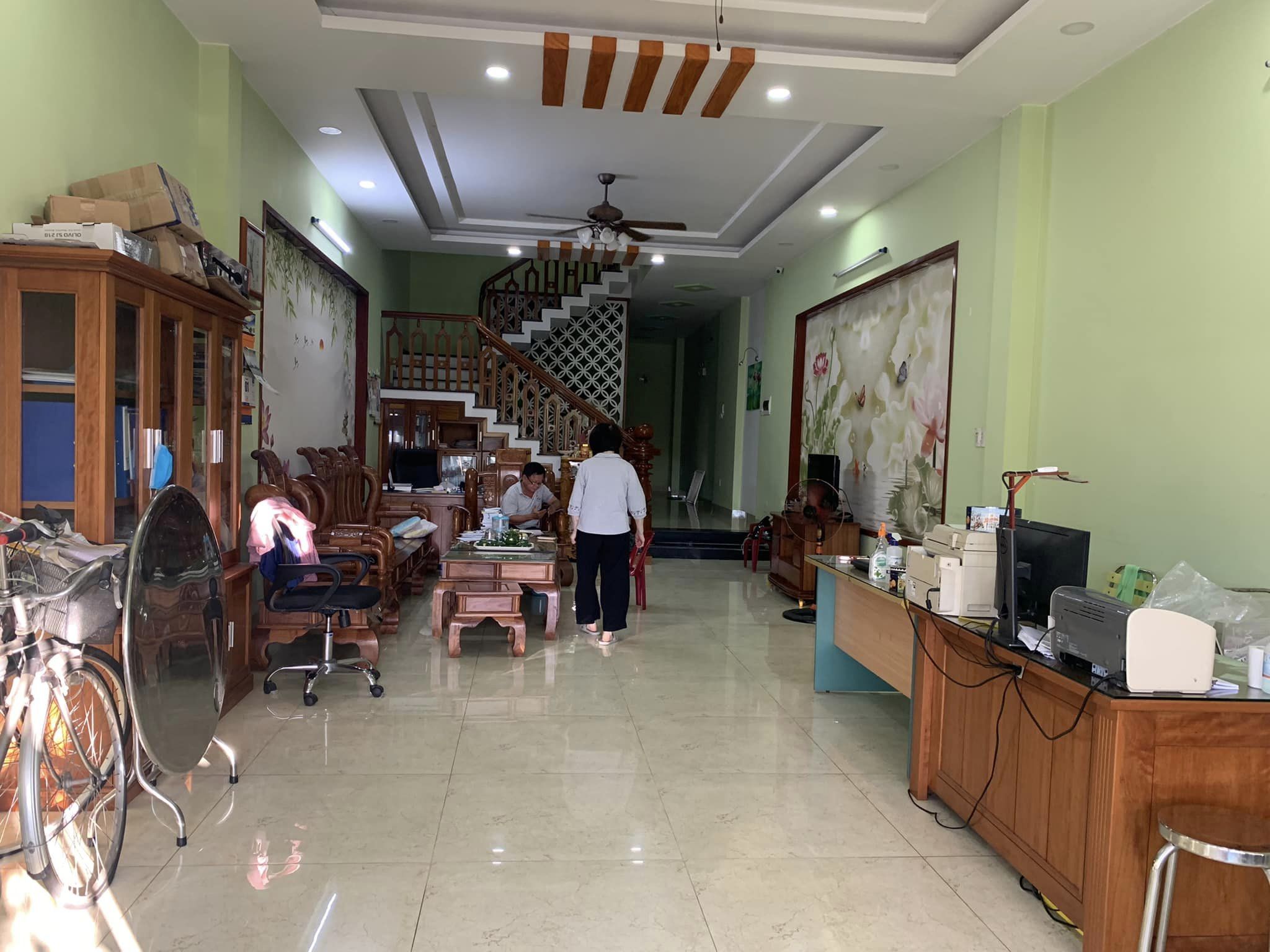 Nhà 3 tầng đẹp, view sông Cẩm Lệ. Diện tích 127m, Giá 9.5 tỷ.