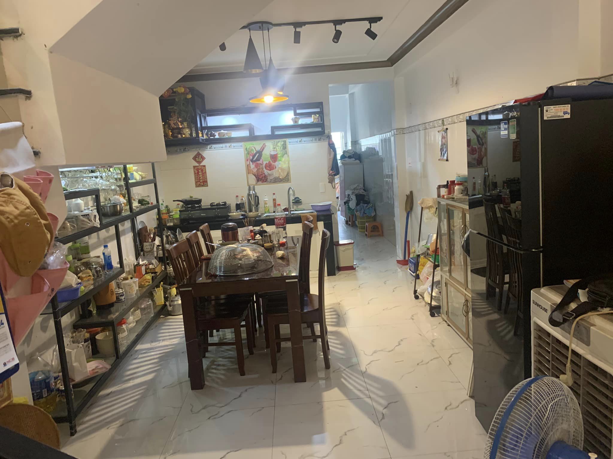 Bán nhà mặt phố Trần Nhân Tông, diện tích 95m, xây 3 tầng. Giá 5.7 tỷ