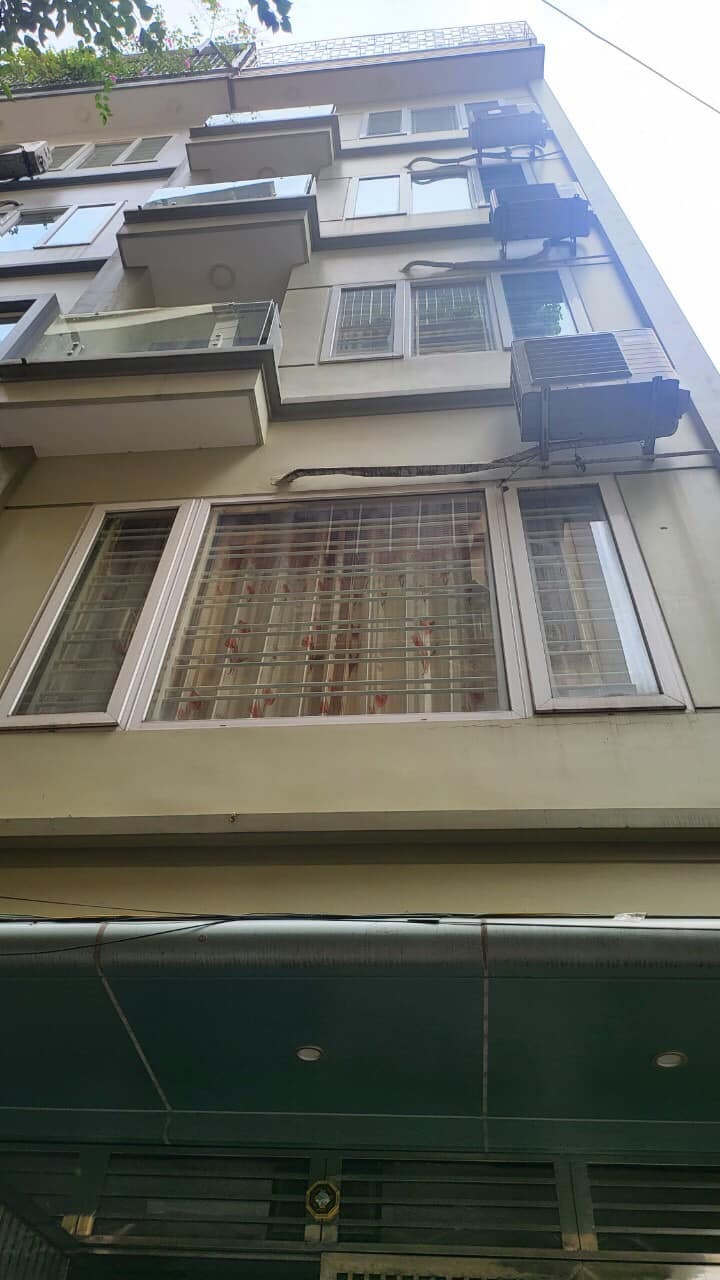 Nhà đẹp ở luôn gần Hoàng Quốc Việt, Q. Cầu Giấy, kinh doanh, ô tô, 60m2, 12,6 tỷ.