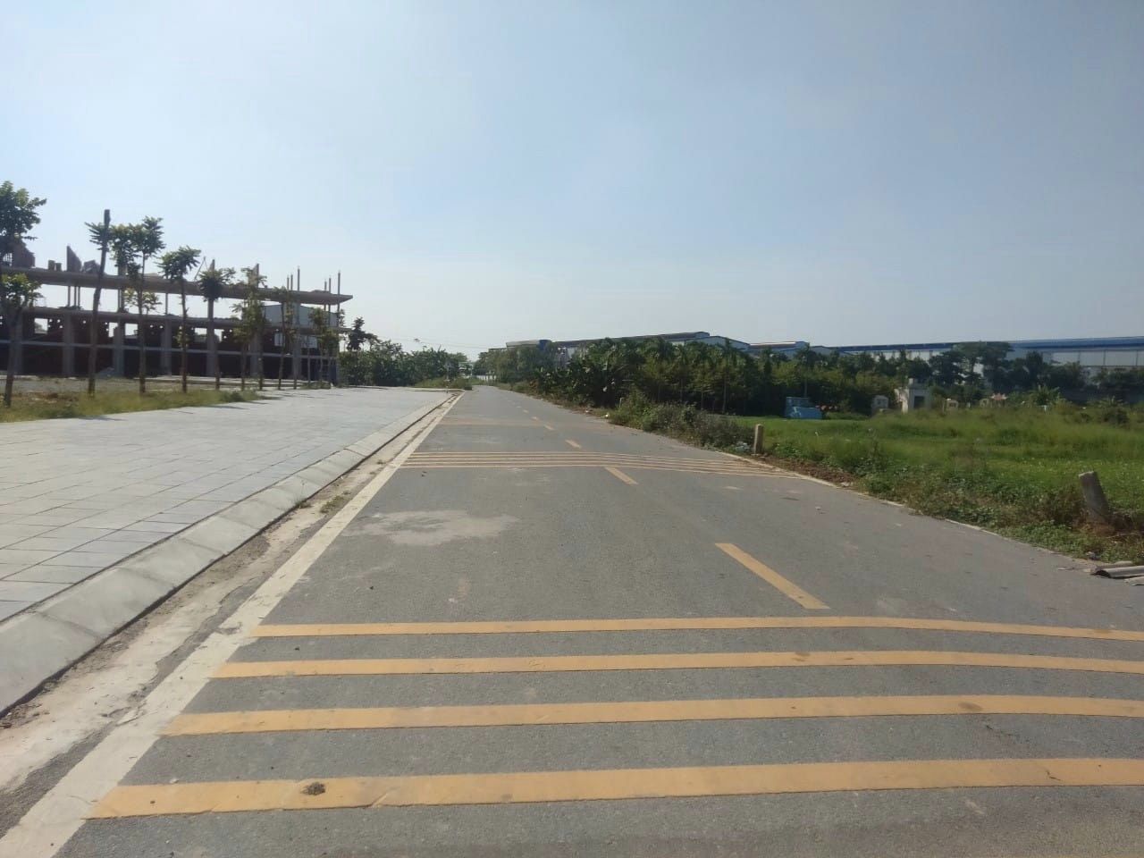 Đấu giá mới Ngải Dương, 90m, kinh doanh thoải mái, giá tốt.