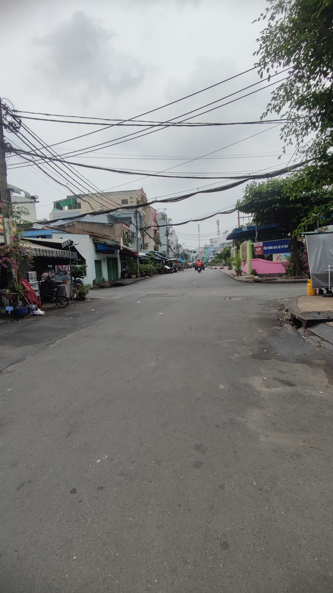 110m2