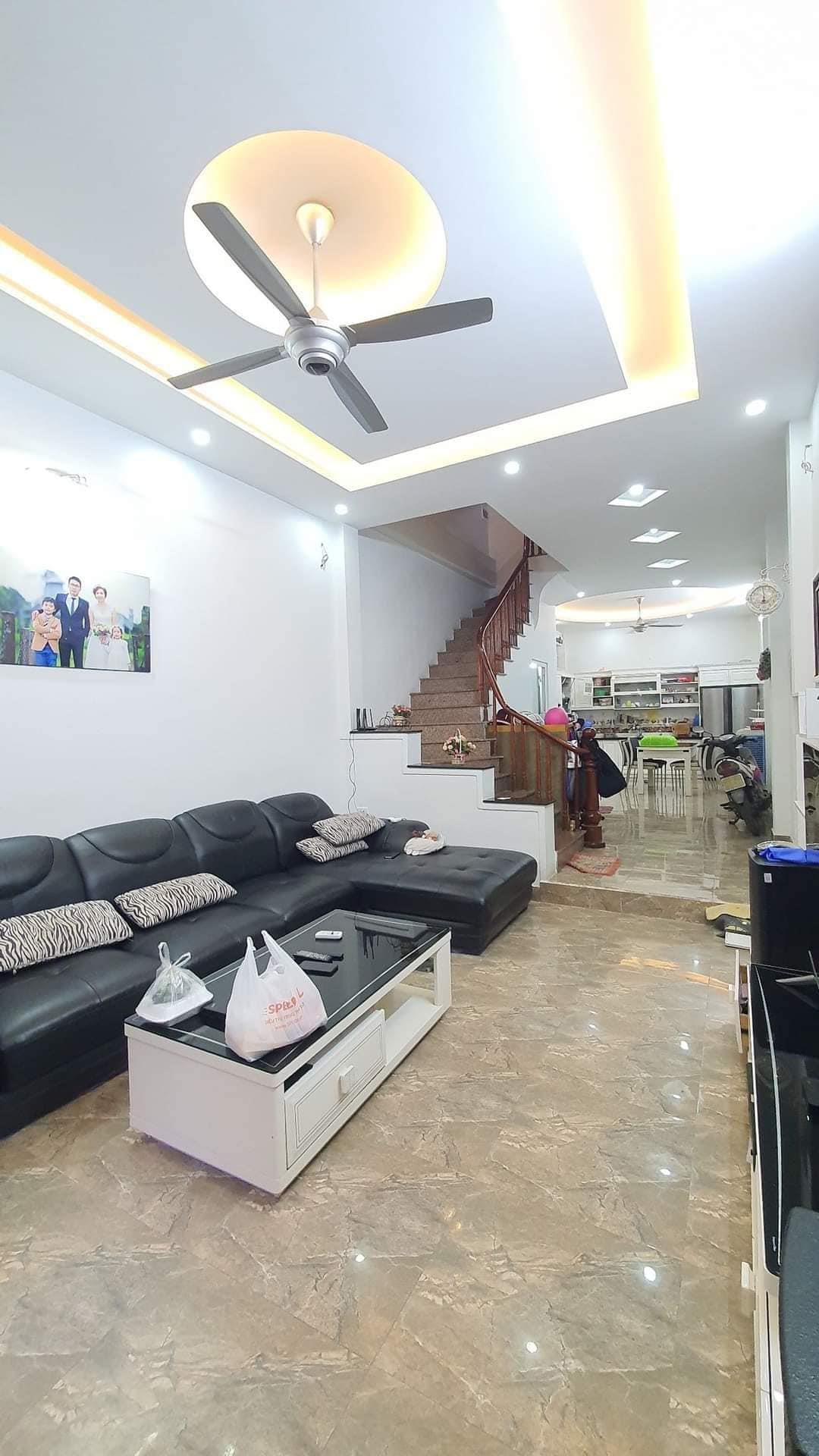 CỰC HIẾM-BÁN NHÀ PHỐ XUÂN ĐỈNH-Ô TÔ ĐỖ 3 BƯỚC CHÂN-NGÕ THÔNG-57M2-CHỈ 5,6 TỶ