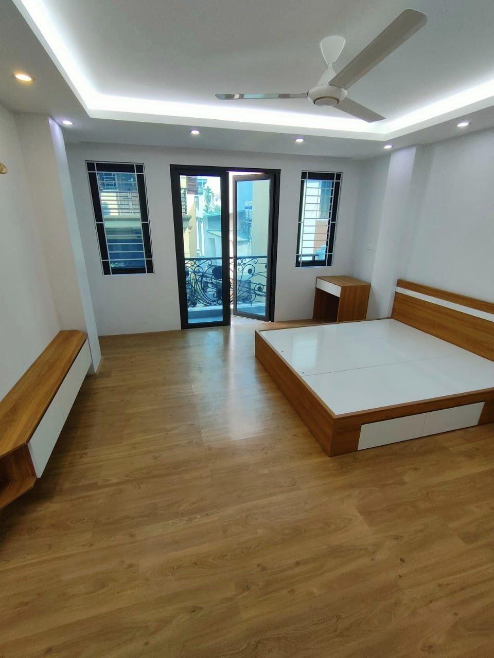 Tòa Apartment Lô Góc Lạc Long Quân Tây Hồ 15tỷ 60m 8tầng Thang Máy Oto Dòng Tiền 2500$/Tháng