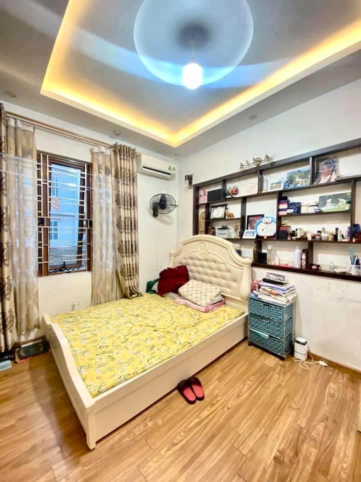 Bán căn nhà 37m2 phố An Dương, Tây Hồ 6 Tầng 6 ngủ Ô tô tránh cách 15m 4.3 Tỷ