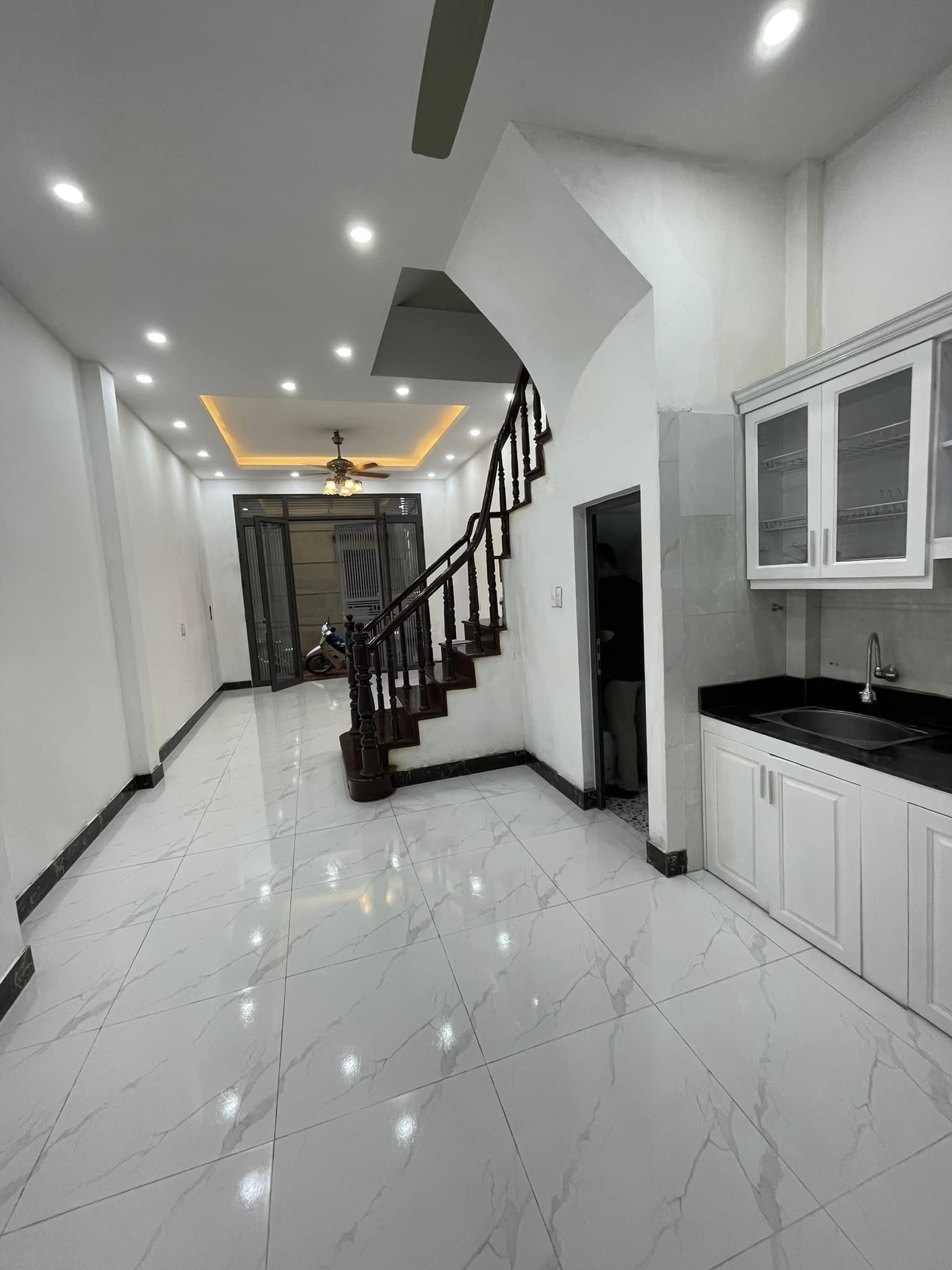 Siêu Phẩm Vĩnh Hồ 36m2 - 2.85 tỷ, Full Nội Thất Mới Tinh, Thích Hợp Cặp Vợ Chồng Trẻ