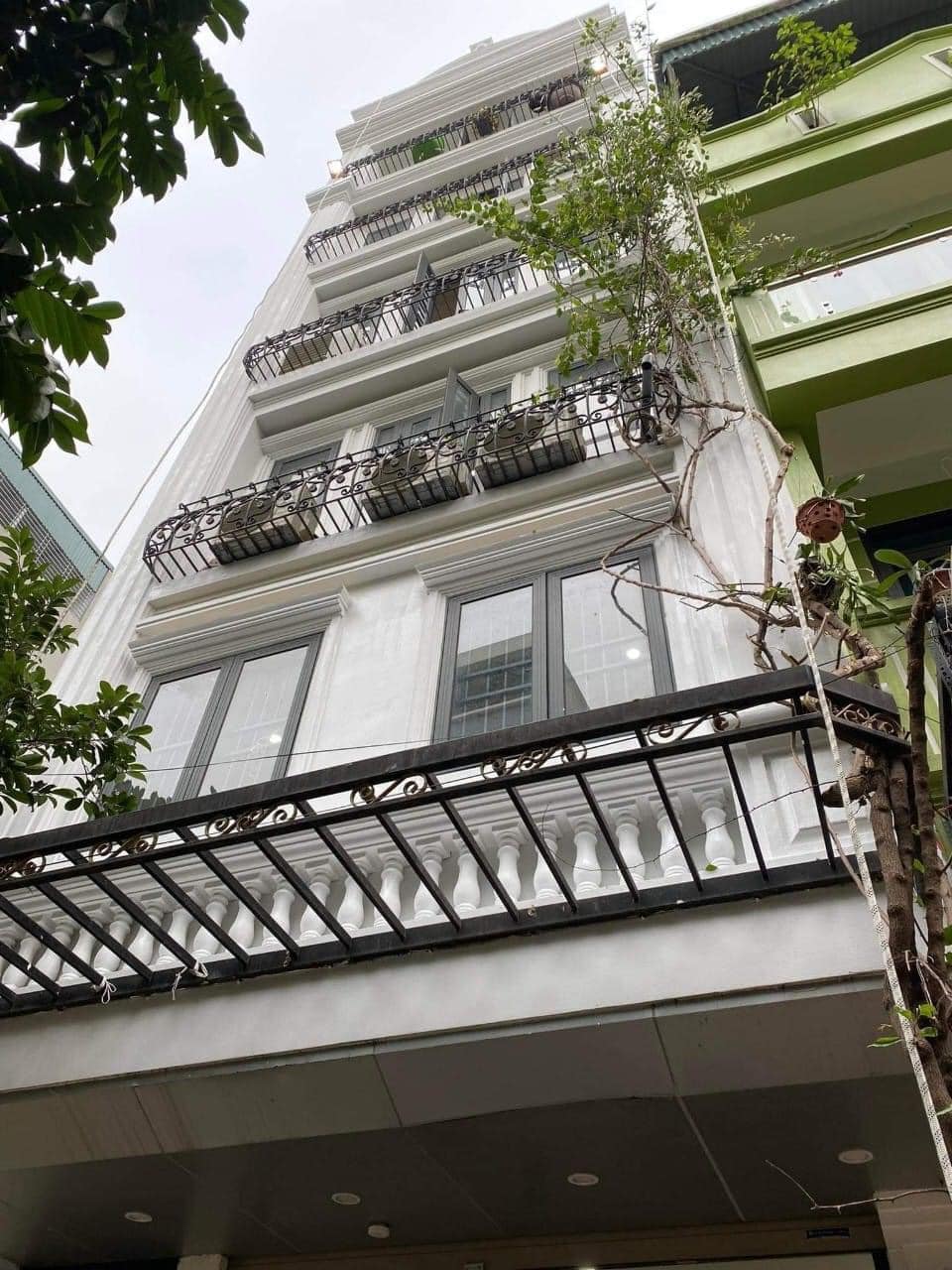 BÁN CHUNG CƯ MINI ĐỐNG ĐA, 7 TẦNG THANG MÁY, 13 PHÒNG CHO THUÊ, DOANH THU GẦN 1 TỶ/NĂM.