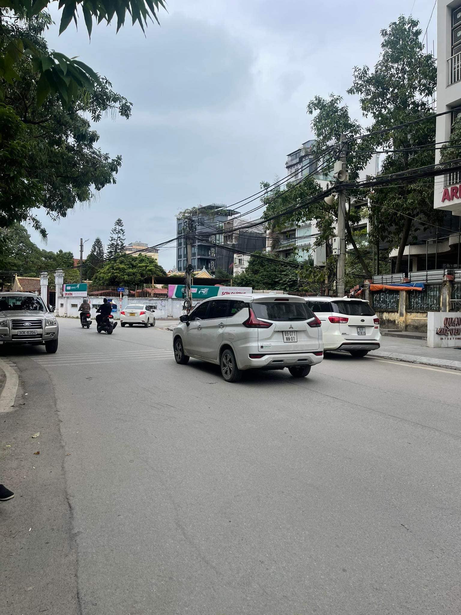 BÁN NHÀ MẶT PHỐ TÂY HỒ - VIEW HỒ TÂY – VƯỜN HOA BUIDING 7 TẦNG