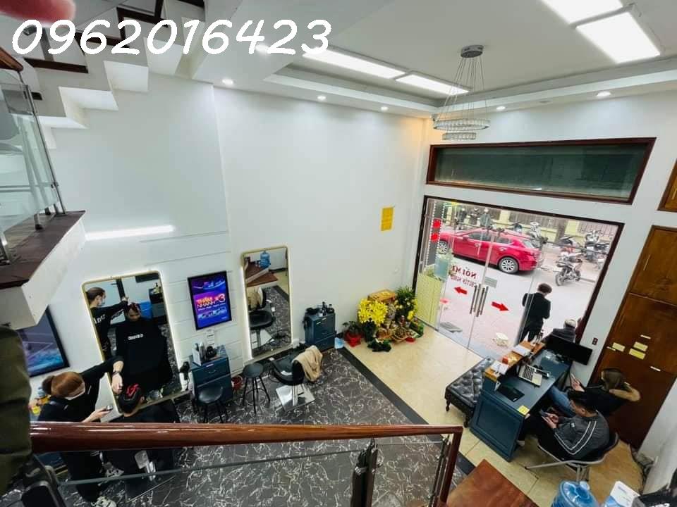 Phân Lô Dương Quảng Hàm Cầu Giấy 12tỷ 68m Nhà Mới Gara Oto Ngõ Thông An Sinh Đỉnh