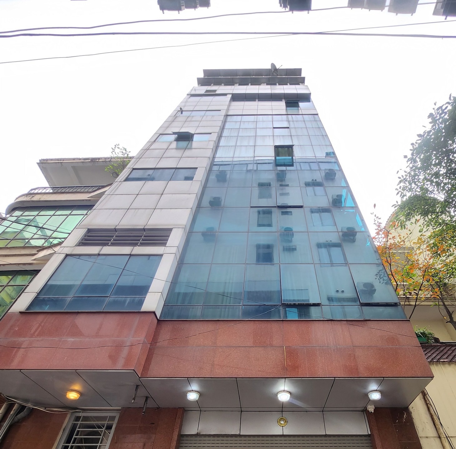 BÁN TÒA NHÀ 9 TẦNG PHỐ NGUYỄN VĂN NGỌC, BA ĐÌNH, 2 THOÁNG, DT 85M2, MT 7.3M, GIÁ 32 TỶ