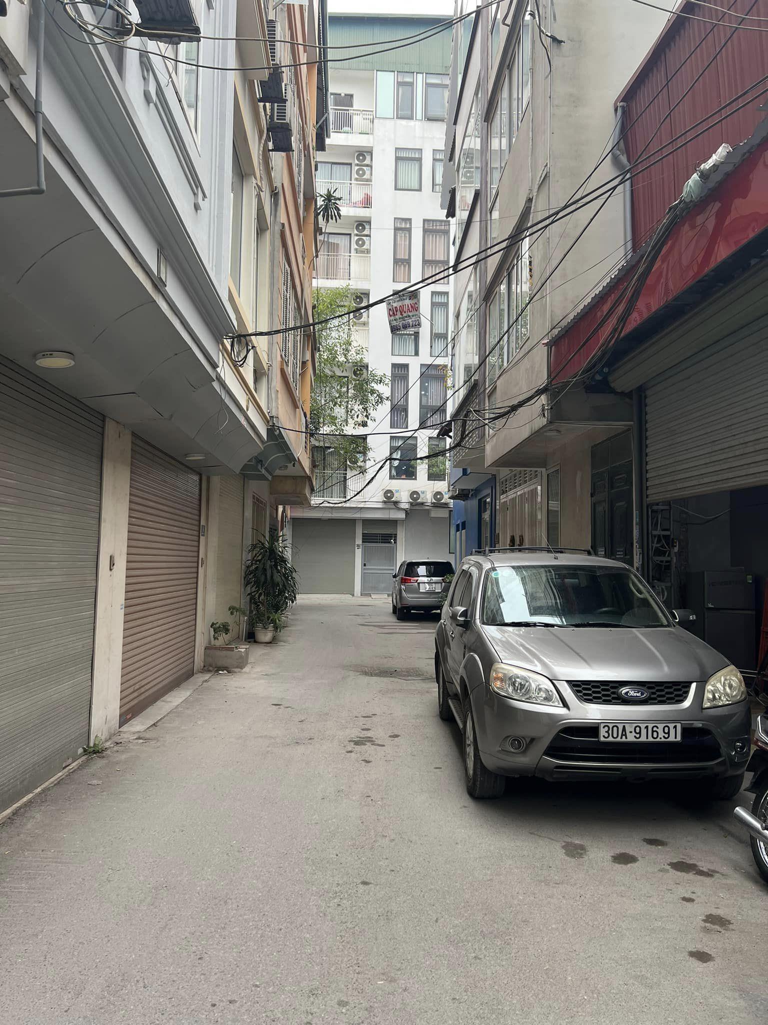 Bán Đất Phân Lô Nguyễn Khang Cầu Giấy, 92m Mt 5,5m 17.5Tỷ, Đường Oto 8m Ngõ Thông Rộng