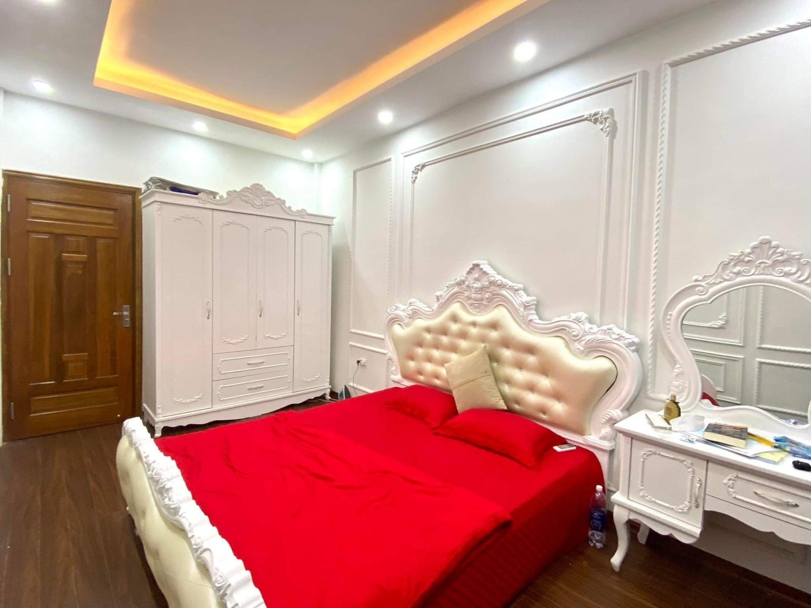 Nhà Đẹp - Siêu Nội Thất Nguyễn Trí Thanh - hàng xóm VINCOM chỉ 5,6ty