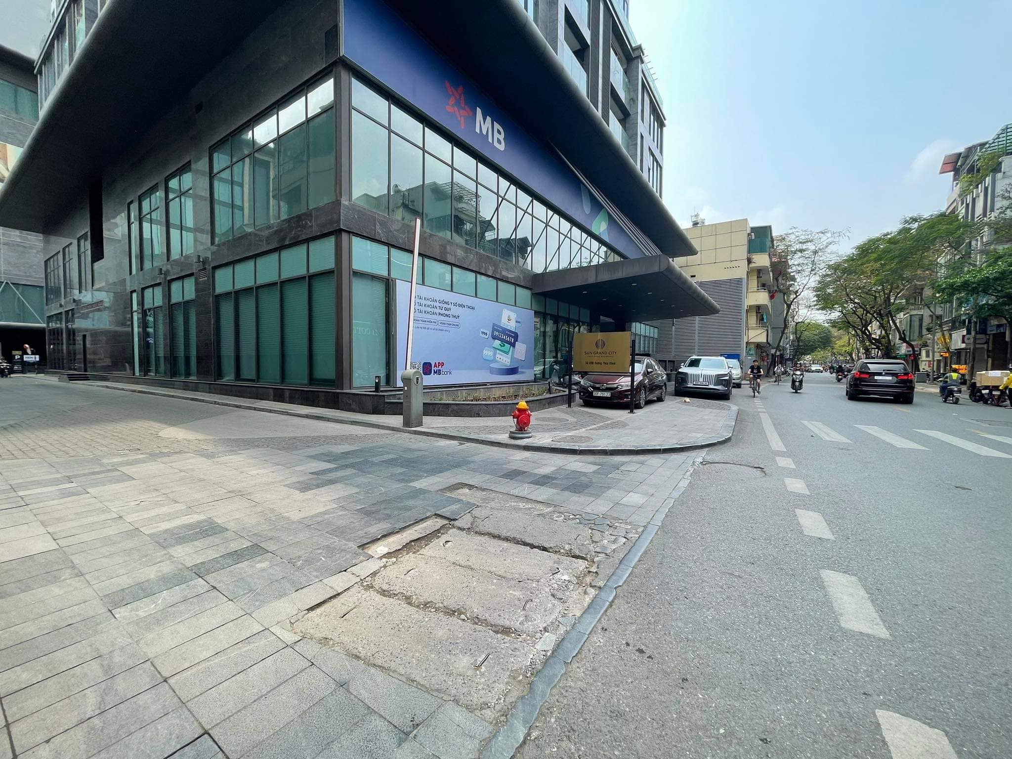 Bán Lô Đất Mặt Phố Đồng Cổ 100m2 Vỉa Hè Kinh Doanh Chỉ 22.3 Tỷ