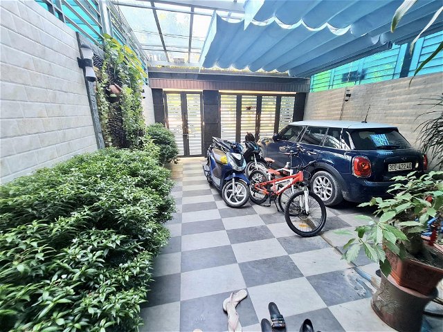 Bán nhà Mặt Ngõ ,khu phân lô, Giải Phóng,Hoàng Mai.Sổ đò chính chủ,Ô tô qua ,28Tỷ, 131 m2 ,6Tầng.
