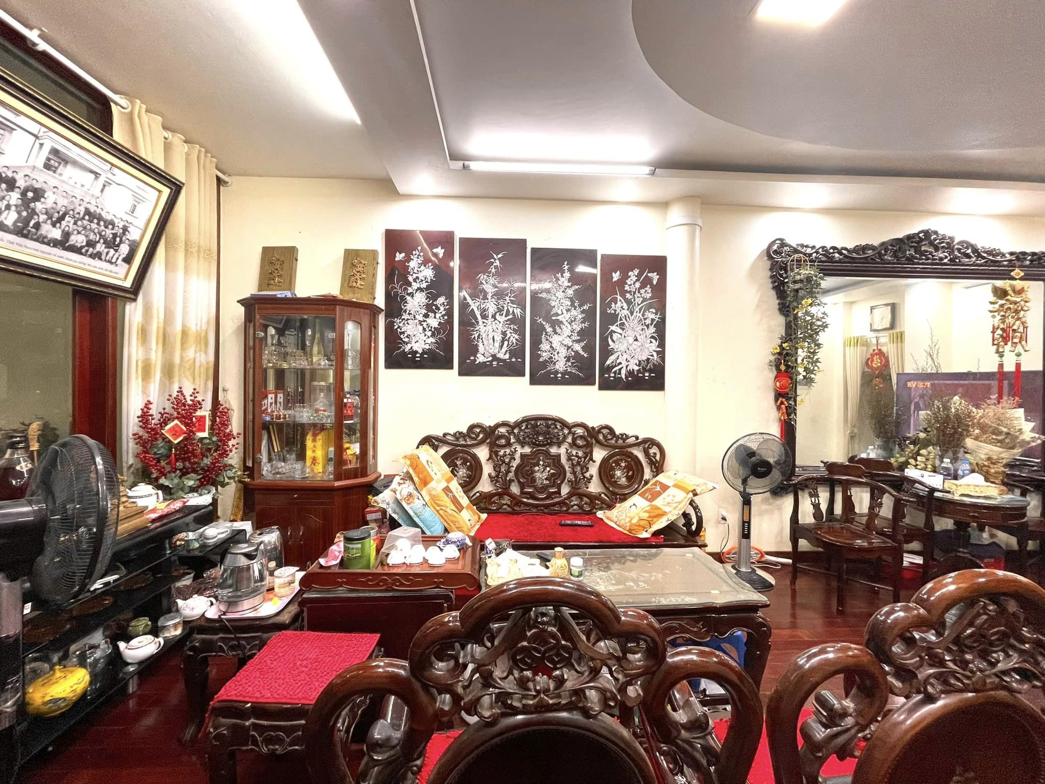 Bán Nhà Ngõ Quan Thổ, ĐĐ, 64 m2, 6 Tầng, MT 3.4m, 8 Tỷ, Lô Góc