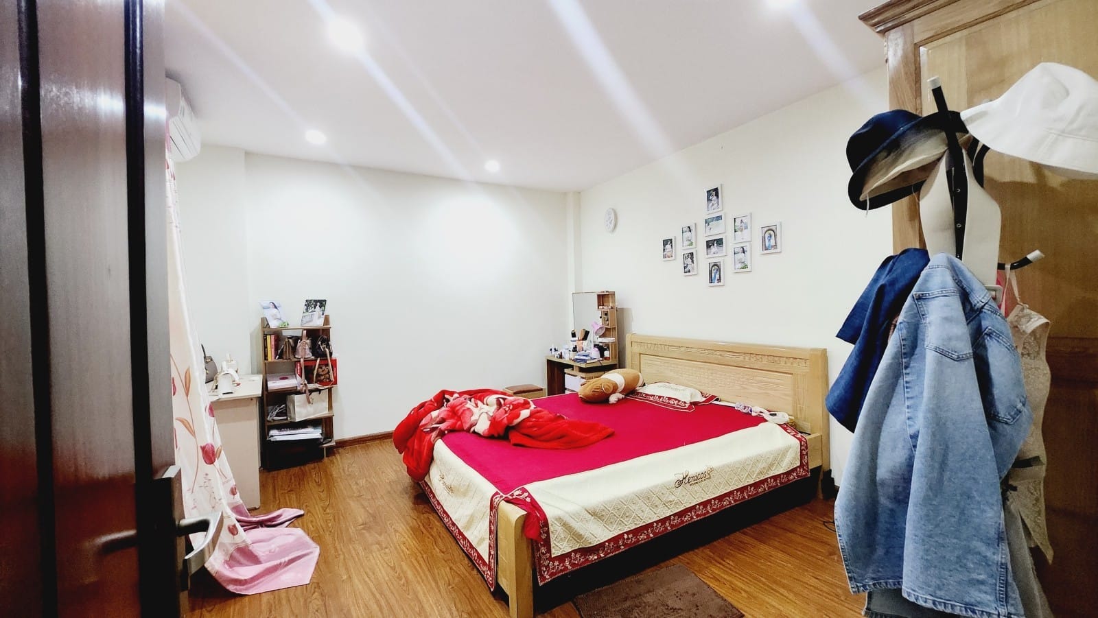 Bán gấp nhà Đội Cấn, Ba Đình 39m2, 4 tầng, mt 4m, chỉ 3.75 tỷ.