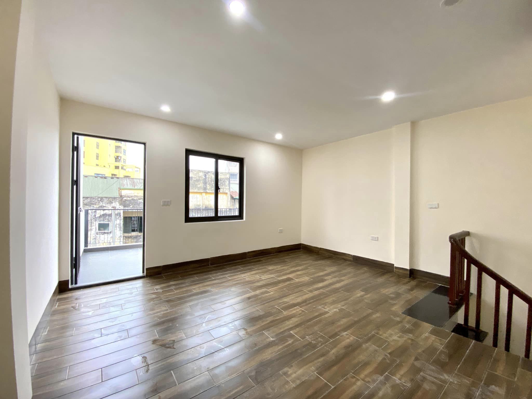 Bán ngôi nhà 85m2 Ngõ 276 Nghi Tàm, Tây Hồ Gara Ô tô Lô góc Thang Máy 9.3 Tỷ