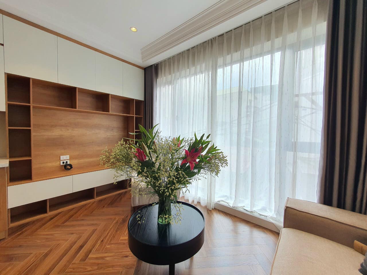 Bán căn nhà 46m2 phố Âu Cơ, Tây Hồ Ô tô thông Kinh doanh Tốt 5.3 Tỷ