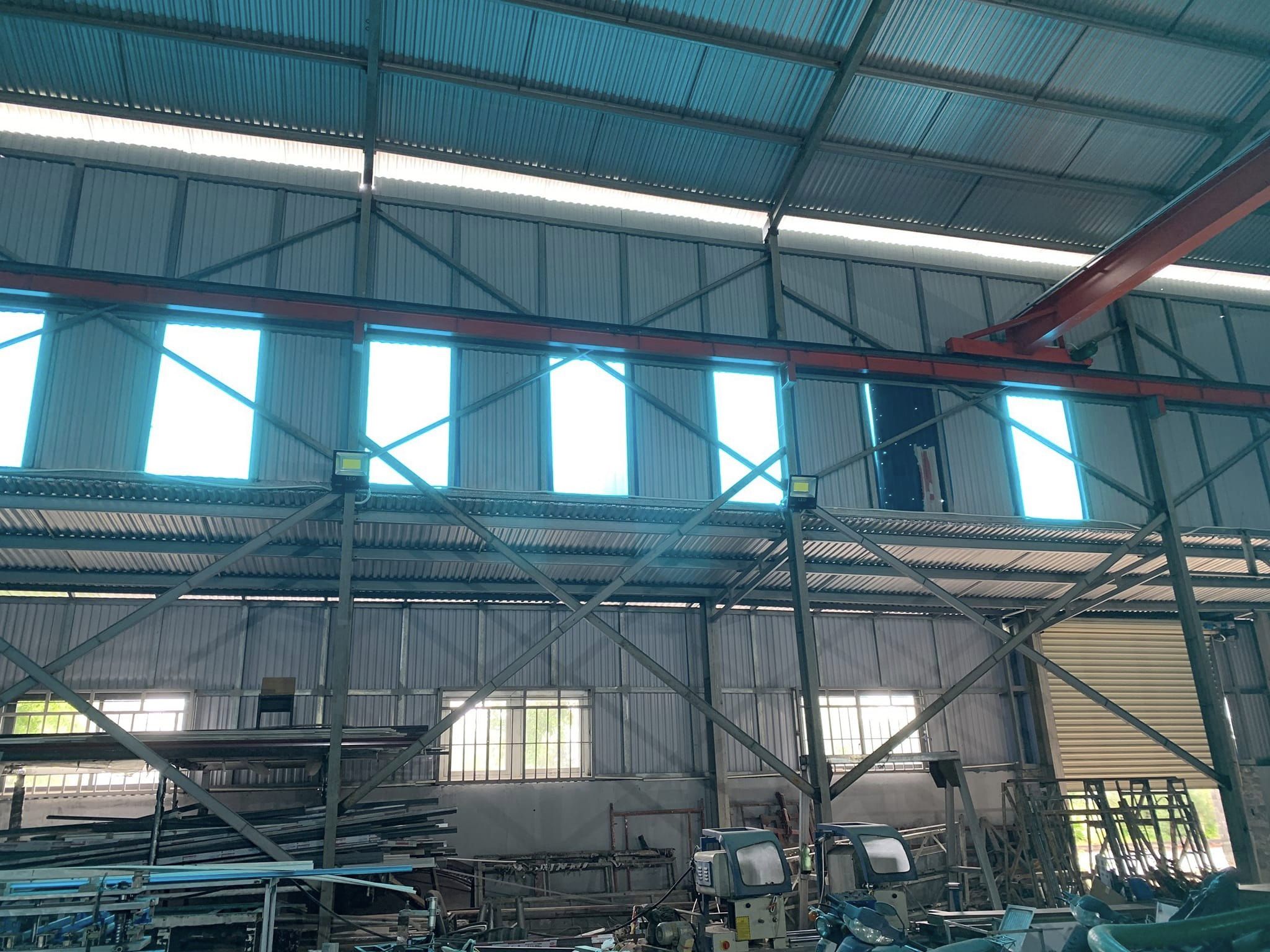 CHUYỂN NHƯỢNG NHÀ KHO 580 M2 (20M x 29M) – GIÁP RANH ĐÀ NẴNG