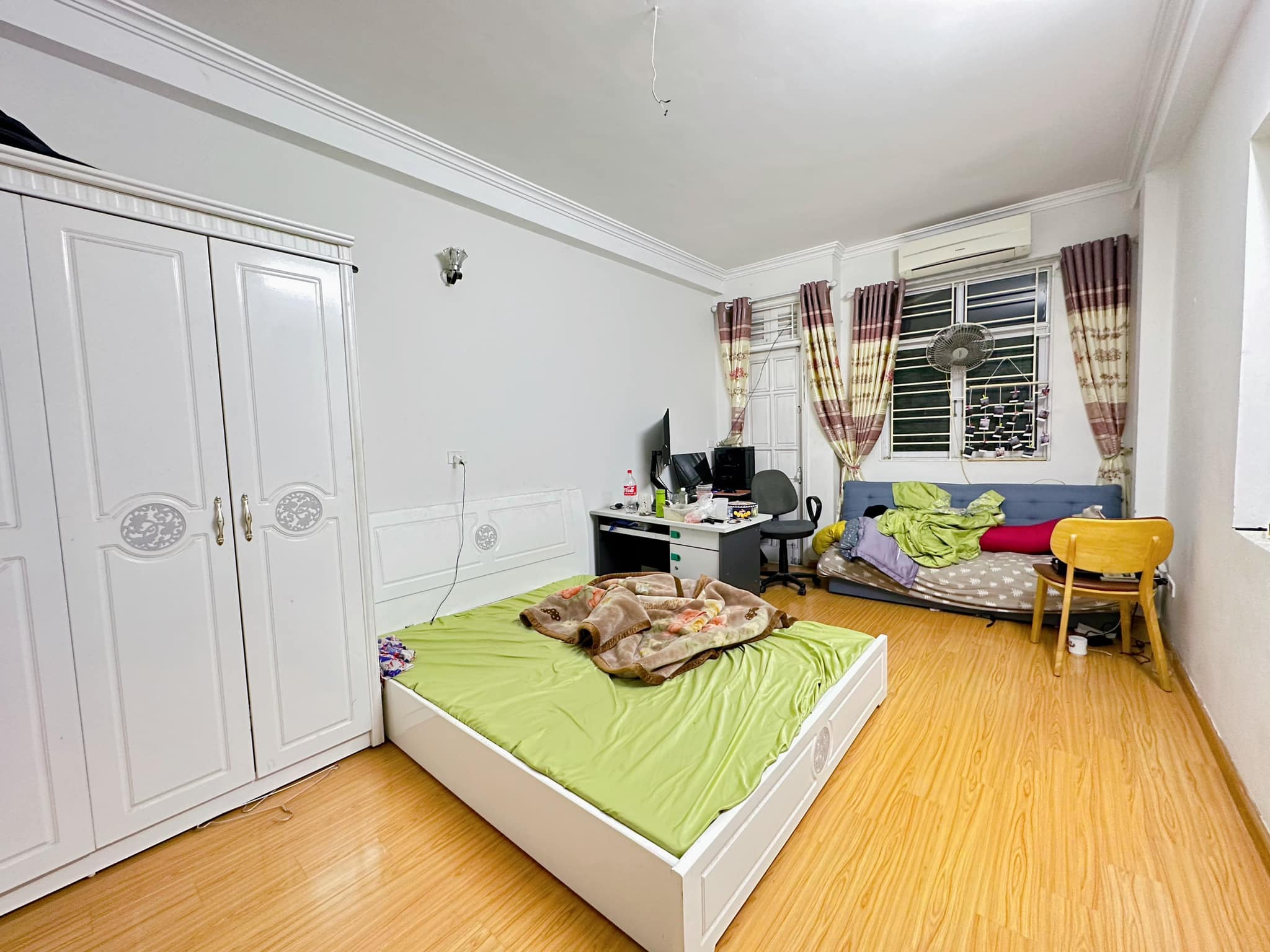 Bán nhà Gốc Đề Minh Khai Hai Bà Trưng Giá 3.6 tỷ +DT: 35m2 x 5 tầng