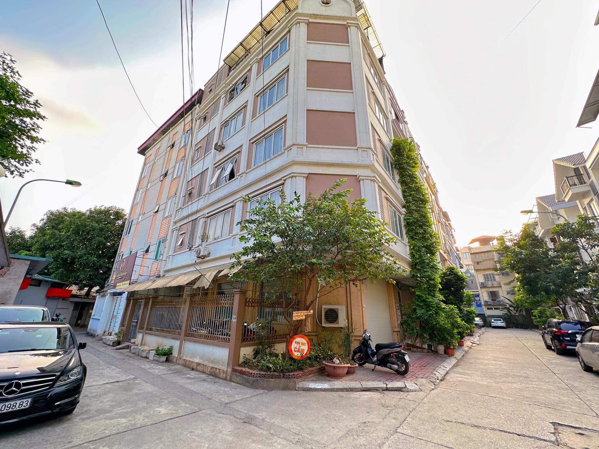 Bán Toà nhà phân lô phố Văn Cao,Ba Đình 100m2 x6Tầng, thang máy, vỉa hè,lô góc 2 mặt, Ôtô tránh, giá 22 tỷ