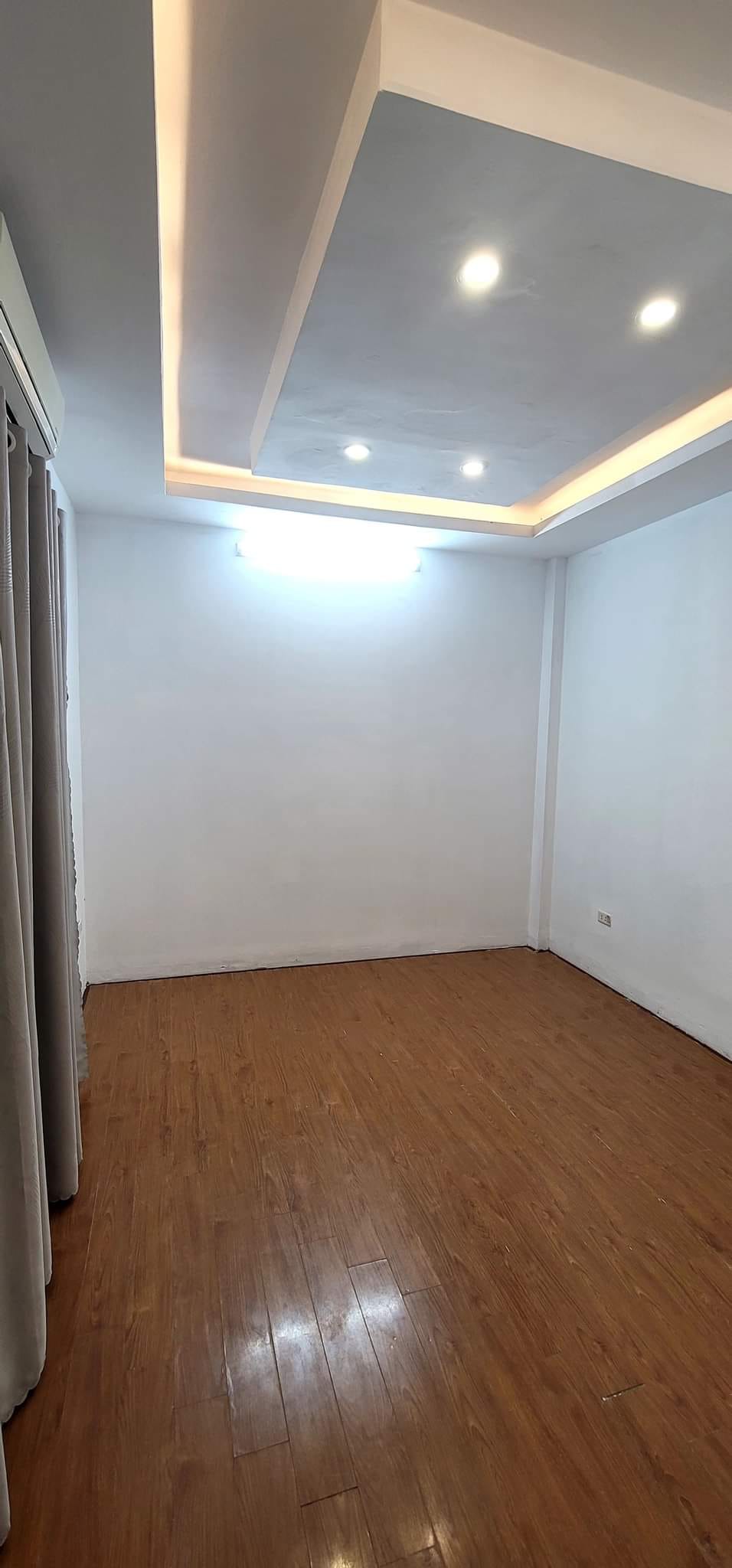 Bán nhà Thái Hà - Đống Đa, nhà mới, ô tô cỗng, diện tích 65m2 x 4T, giá 6 tỷ.