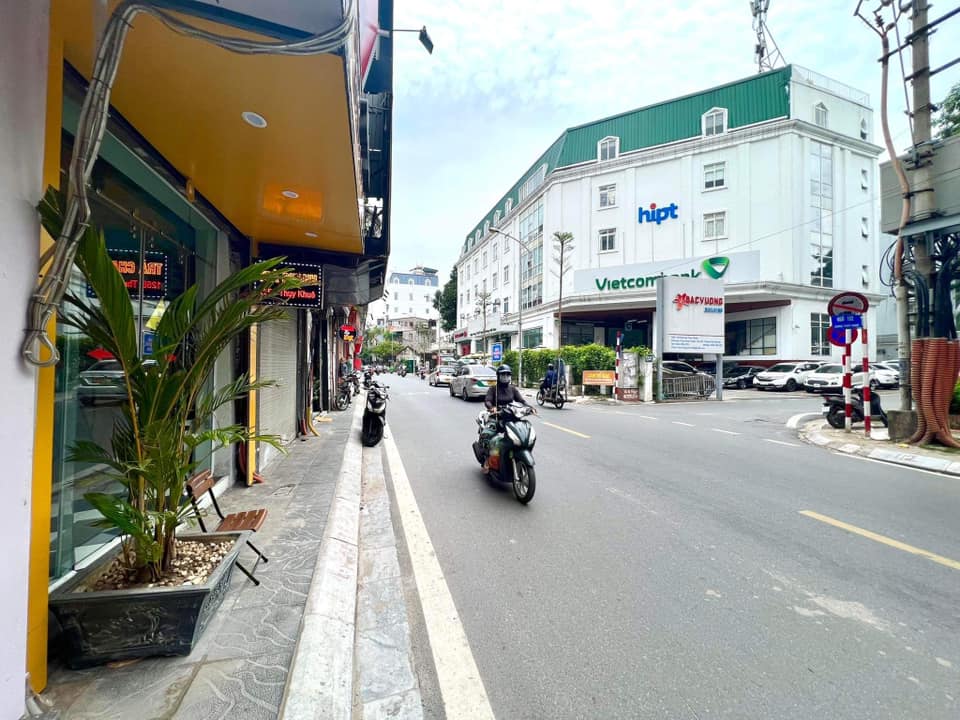 6.7 tỷ! Mặt phố Thụy Khuê,Tây Hồ 27m2x3Tầng,Vỉa hè kinh doanh