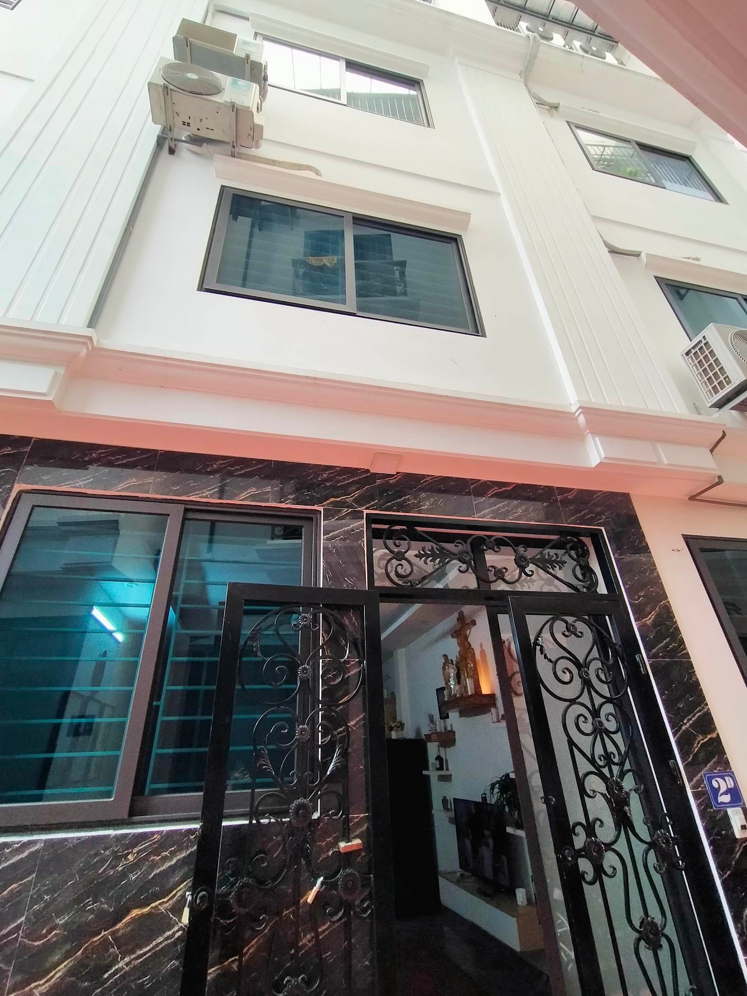 BÁN NHÀ QUẬN PHÙ HỢP NGON RẺ BỔ NHÀ ĐẸP FULL NỘI THẤT - NGÕ NÔNG GẦN Ô TÔ - TIỆN ÍCH NGẬP TRÀN