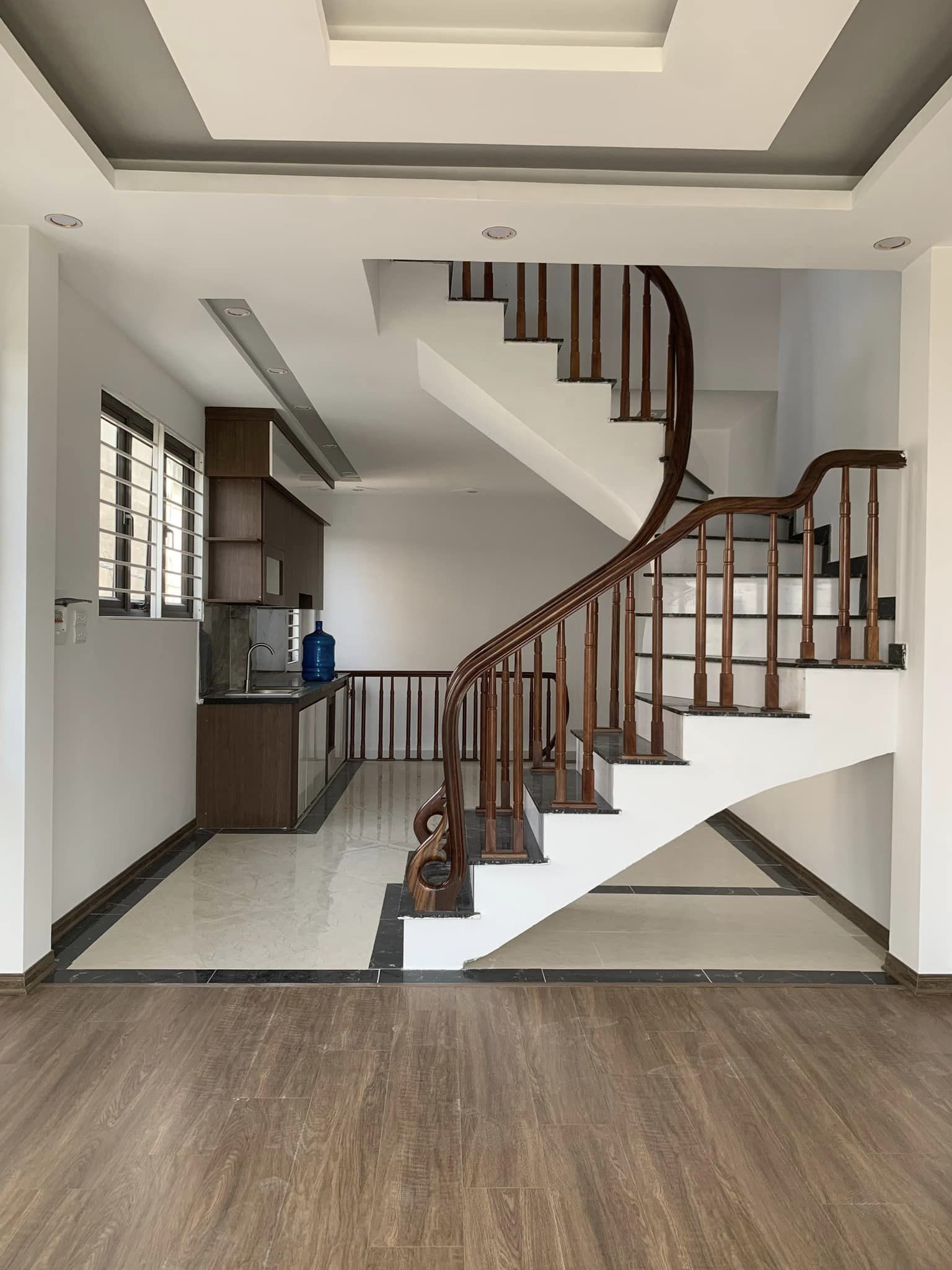 CHỈ TỪ 2 TỶ SỞ HỮU 32M2 NHÀ 4 TẦNG BẮC TỪ LIÊM GẦN QUẬN ỦY