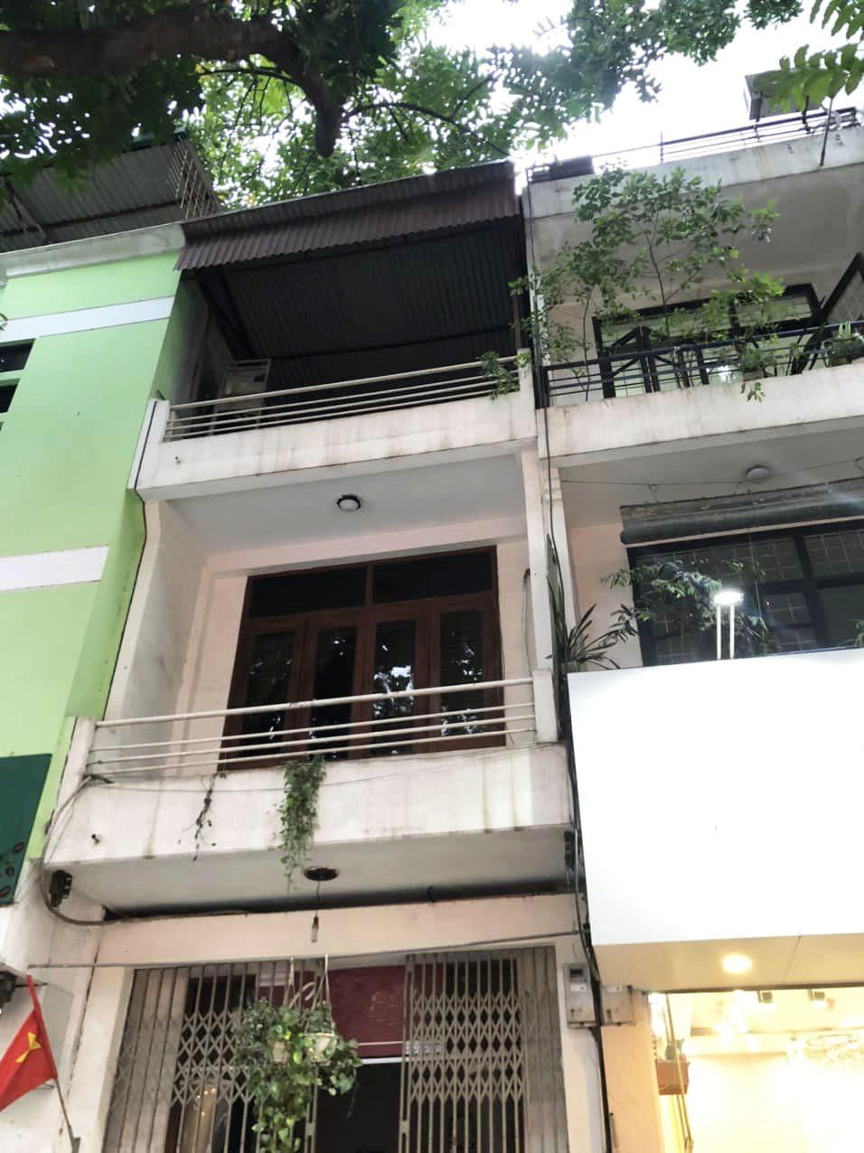 Bán nhà Hai Bà Trưng - Mặt phố Lê Đại Hành 24.3 tỷ, 45m2. KD tốt