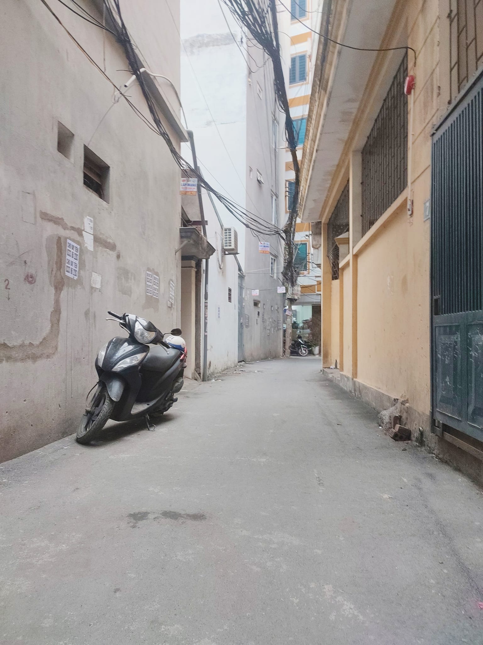 Đất lô góc Cổ Nhuế, Bắc Từ Liêm, 75m2, giá 4.55 tỷ, tặng nhà cấp 4