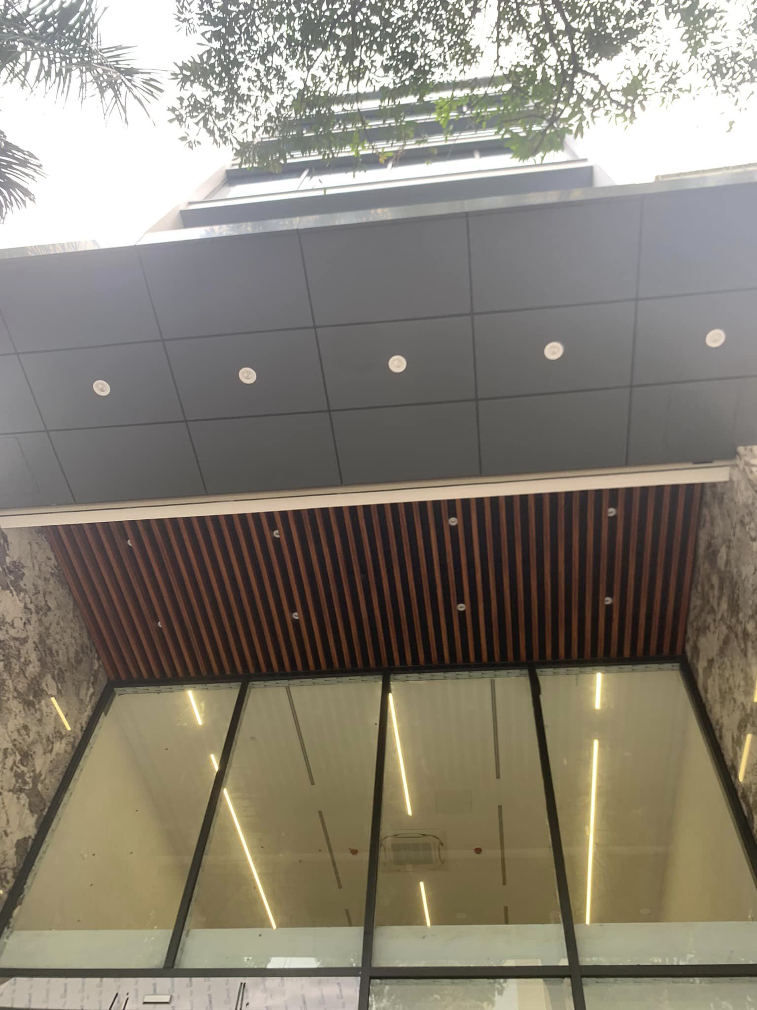 Mặt phố Bà Triệu, Hai Bà Trưng, 10 tầng 9 nổi 1 hầm, 1 sổ 1 chủ, 3 tỷ/năm, 200m2, mt gần 7m, từ 170tỷ