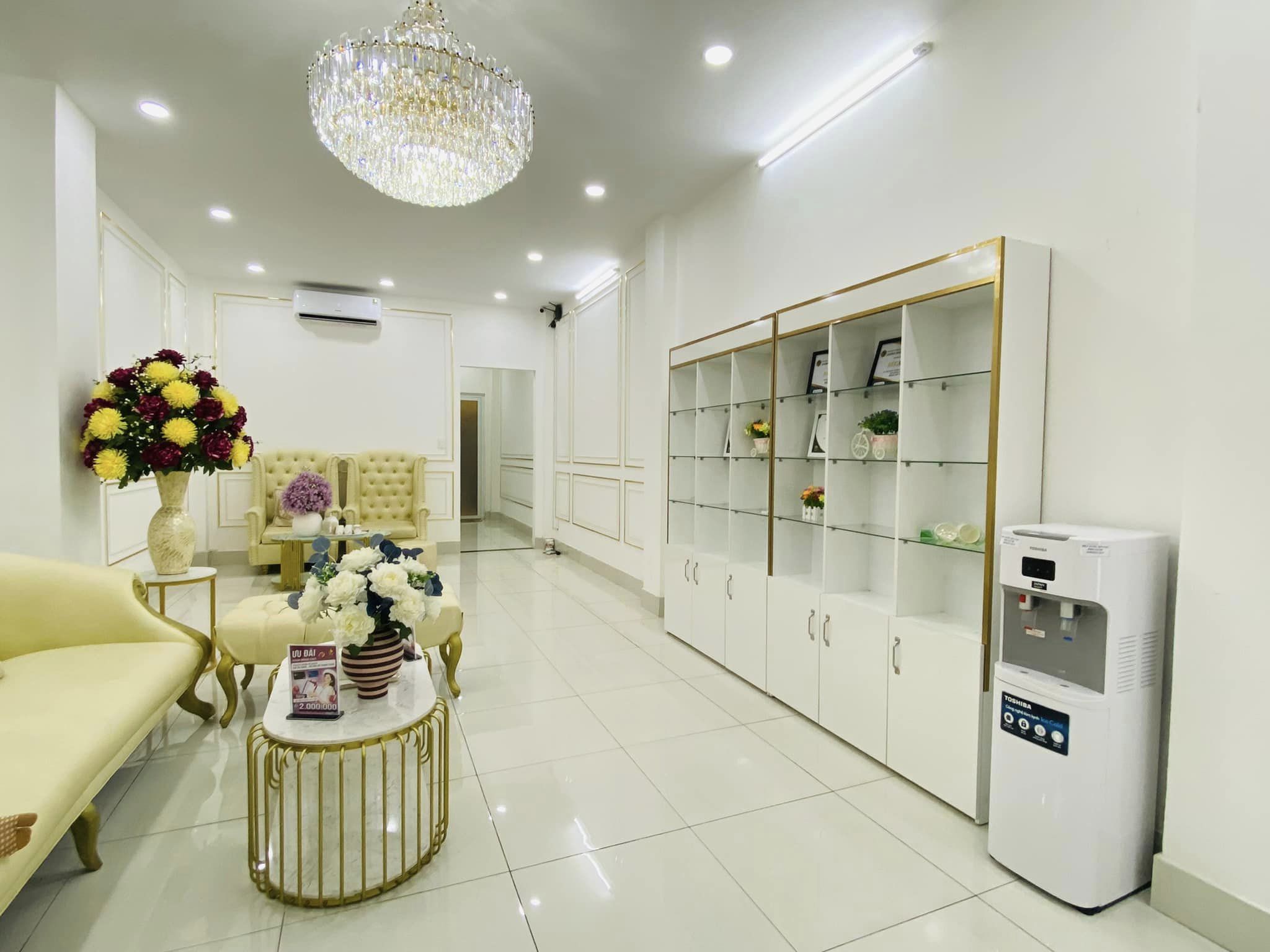 Bán Nhà Mặt Tiền Quận 5 - Kinh Doanh - 6 Tầng - Thu nhập