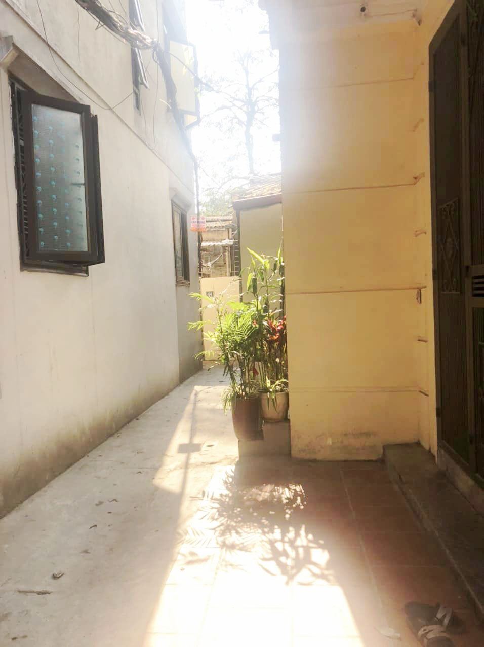 Bán nhà gấp Mặt ngõ Lê Thanh Nghị giá 5,7 tỷ, 50m x 4T, SĐCC. ưng giao nhà luôn
