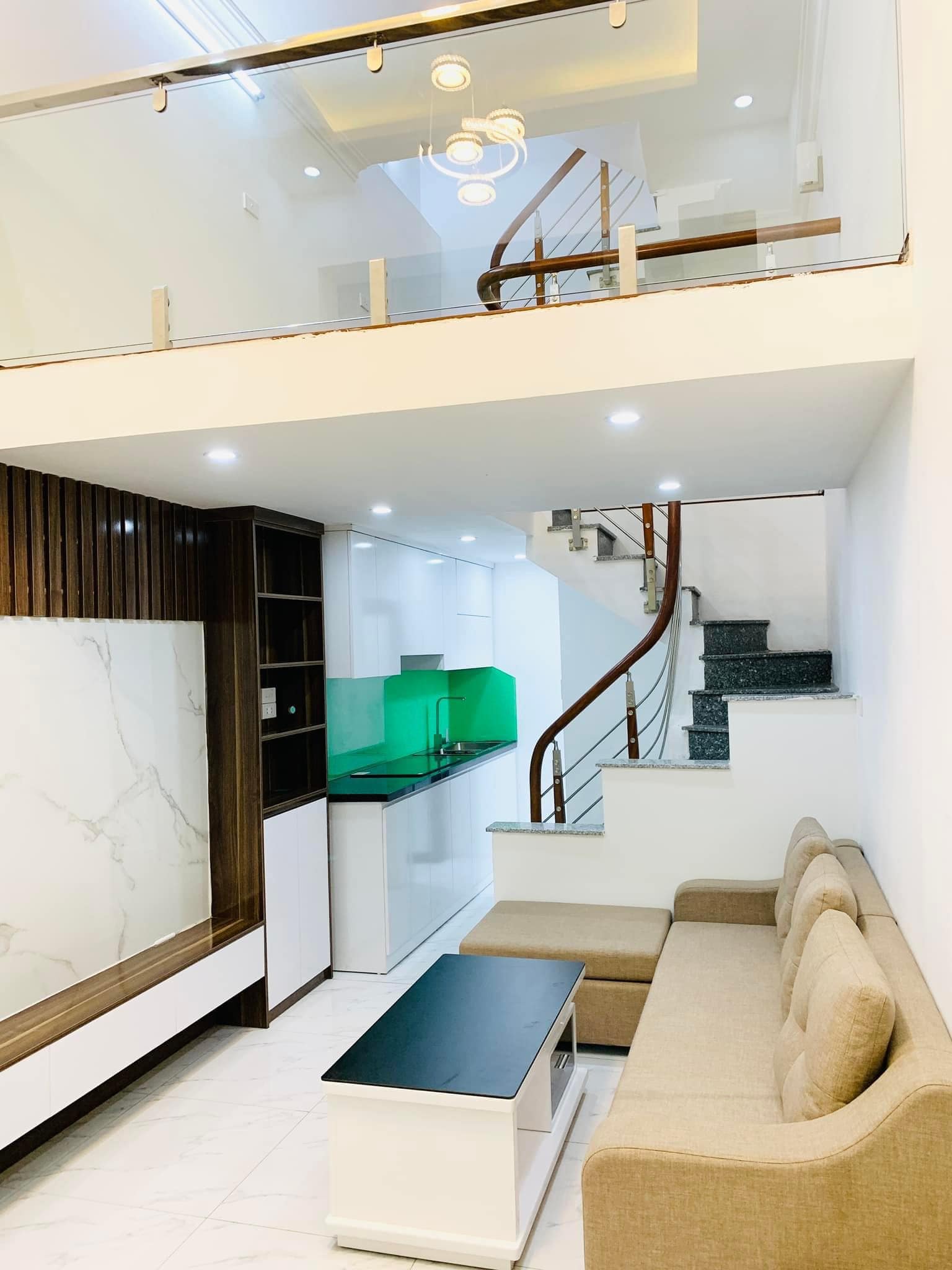 NHÀ SIÊU TO - MỚI KÍNH KOONG - TỨ HIỆP - 50M - 4 TẦNG (4PN) - CHỈ 3.1 TỶ - HAI MẶT THOÁNG